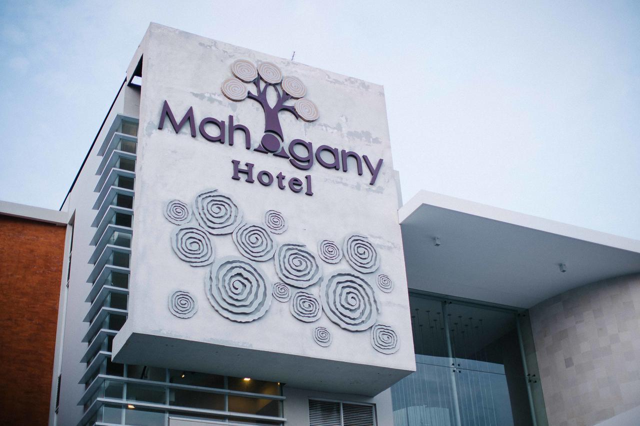 Mahogany Hotel Нуса-Дуа Екстер'єр фото